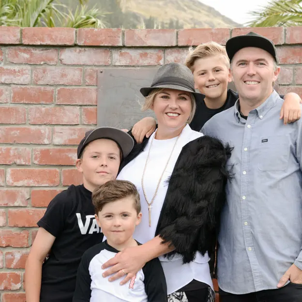 Watsons And Parkers Xmas Portrait — photograph 10 of 28