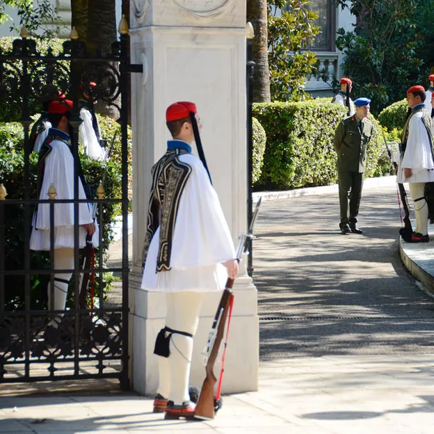 Athens — photograph 19 of 26