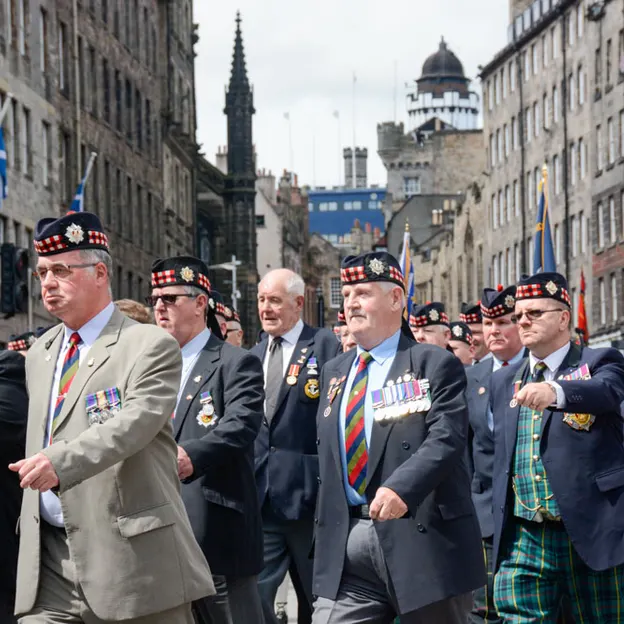 Edinburgh Armed Forces Day — photograph 10 of 24