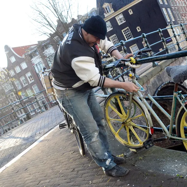 Amsterdam 2012 — photograph 74 of 112