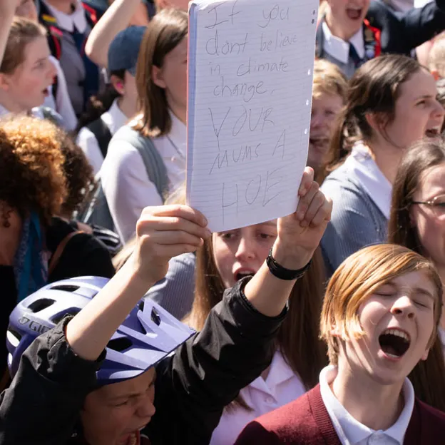 Strike for Climate Christchurch 27.09.2019 — photograph 58 of 83
