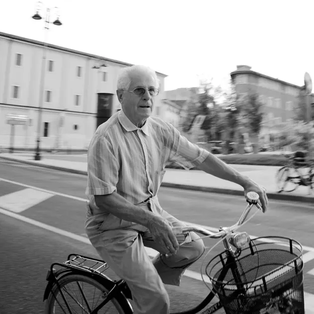 Verona — photograph 12 of 14