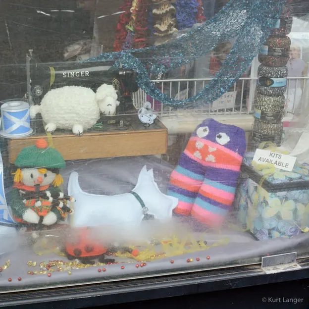 Shop Windows — photograph 32 of 55