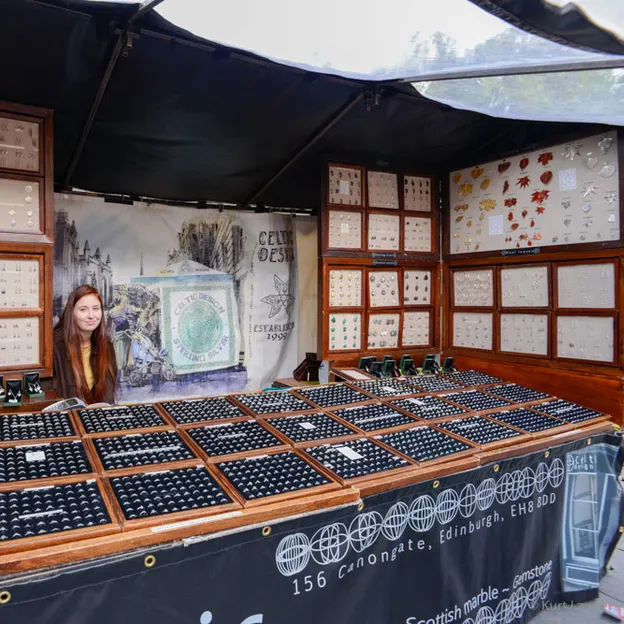 Stallholders — photograph 23 of 24