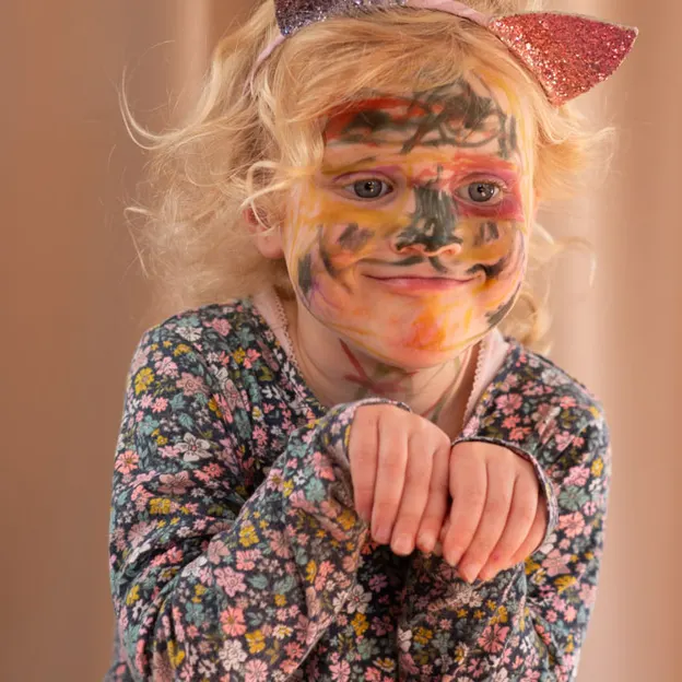 29.8.2020 Heidi Self Face Painting — photograph 11 of 20
