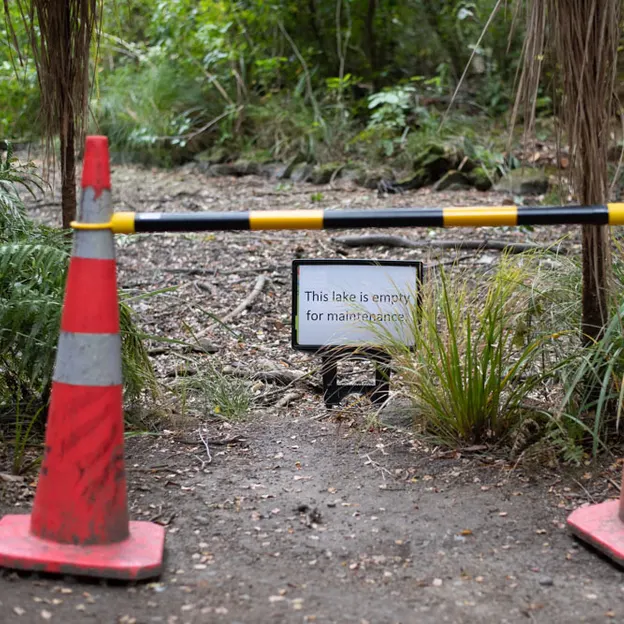8.5.2020 Botanical Gardens — photograph 15 of 21