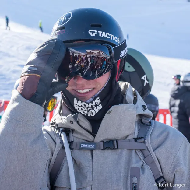 26.8.2020 Mt Slutt Busy POW Day — photograph 15 of 66