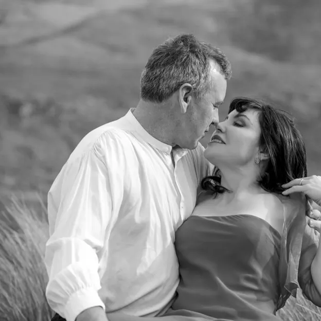 Denise & Rob Engagement Portrait — photograph 23 of 26