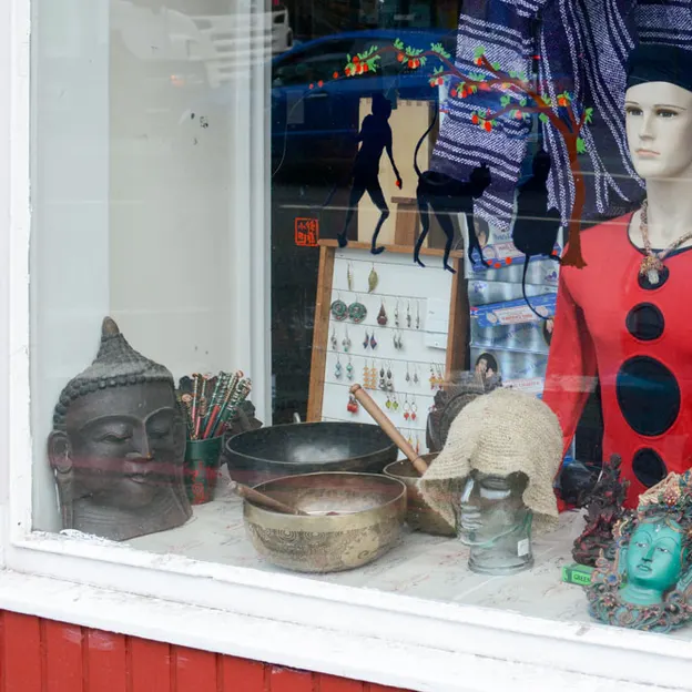 Shops - Charity — photograph 12 of 20