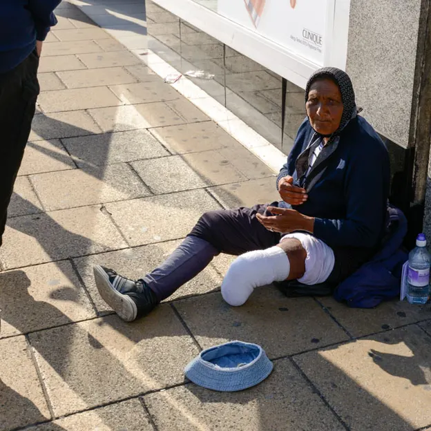 The Roma Beggars — photograph 9 of 20