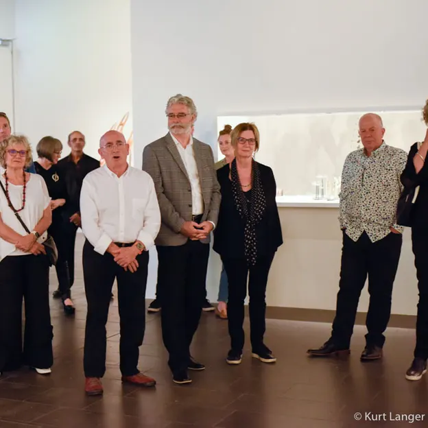 4.11.2020 Grahams Exhibition Chat — photograph 21 of 58