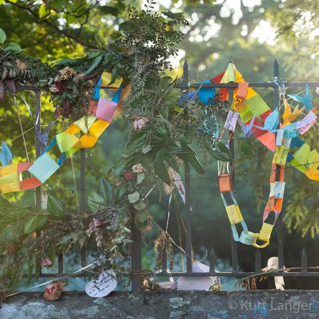 The Memorial Wall On Sunset 31.03.2019 — photograph 19 of 48