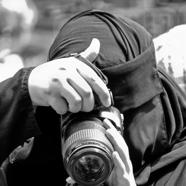 Photographers Of The World — photograph 98 of 121