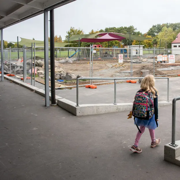 24.3.2020 Riccarton Mall & School — photograph 18 of 22