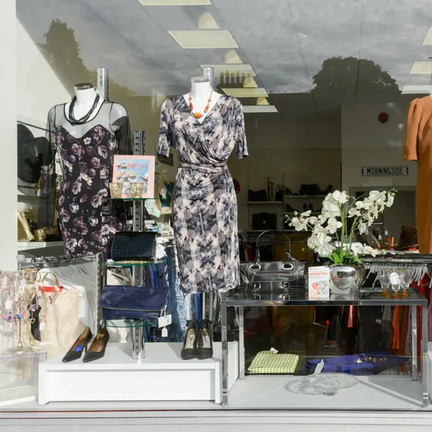 Shops - Charity — photograph 17 of 20