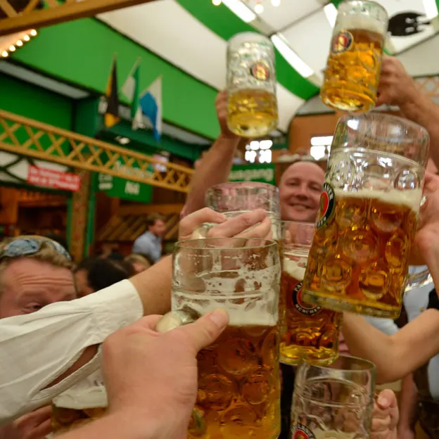 Oktoberfest 2012 — photograph 74 of 90
