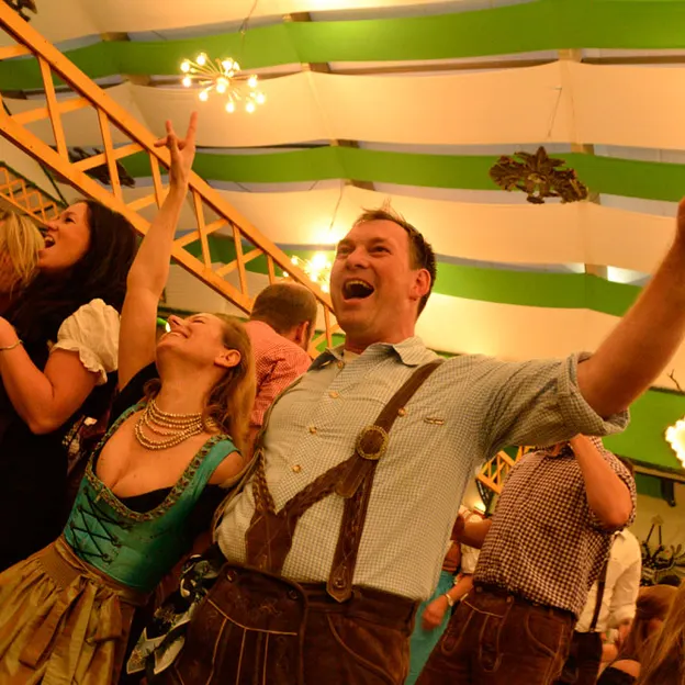 Oktoberfest 2012 — photograph 89 of 90