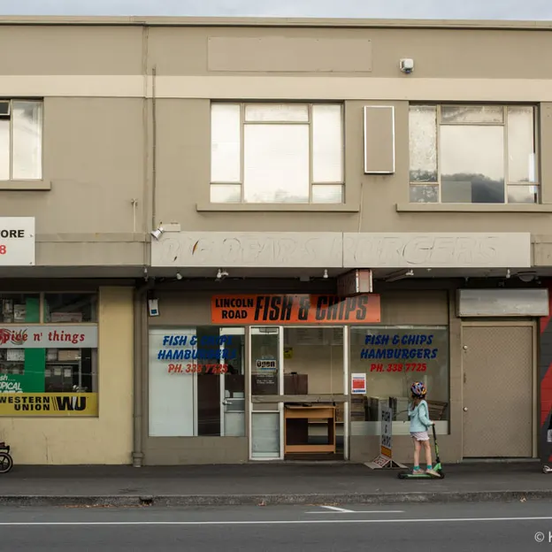 2.5.2020 Addington, South Hagley Park — photograph 19 of 84