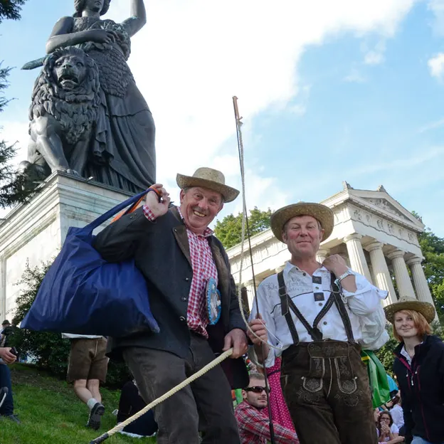 Oktoberfest 2012 — photograph 58 of 90