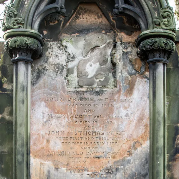 Greyfriars Kirkyard  — photograph 9 of 24