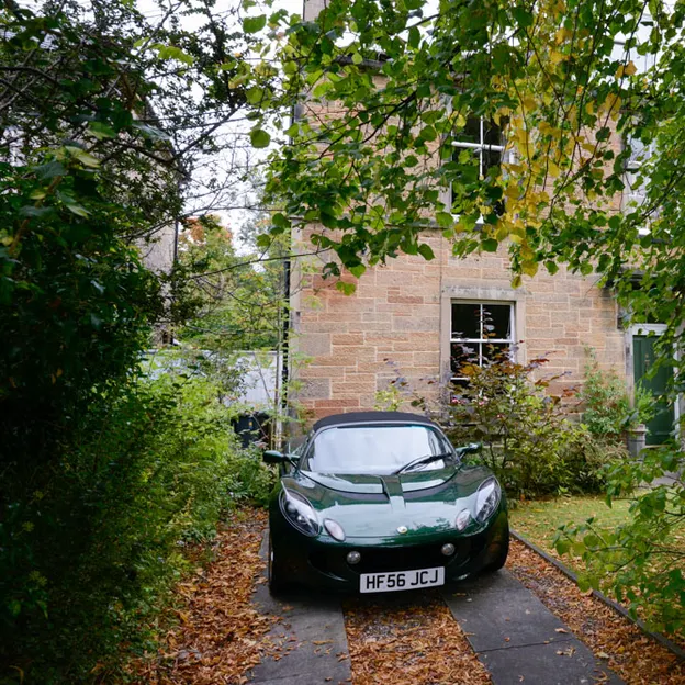Classic Edinburgh — photograph 20 of 36