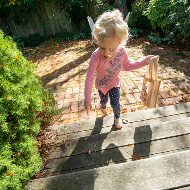13.4.2020 Easter Hunt — photograph 19 of 32