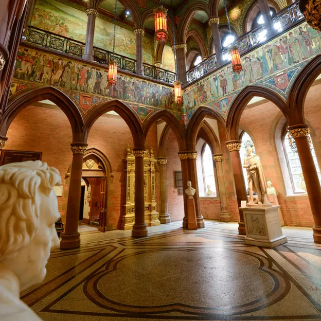 Museums & Galleries — photograph 24 of 25