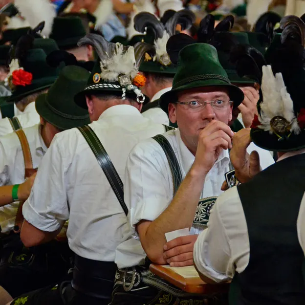 Oktoberfest 2012 — photograph 37 of 90