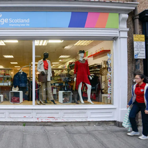 Shops - Charity — photograph 14 of 20