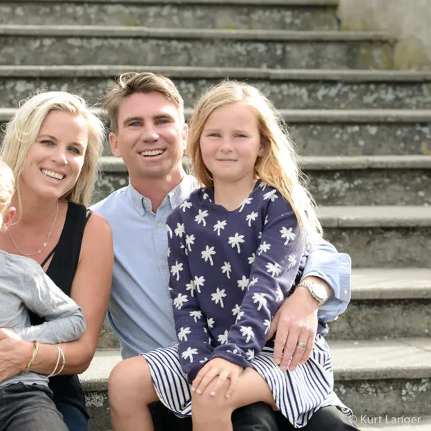 Watsons And Parkers Xmas Portrait — photograph 20 of 28