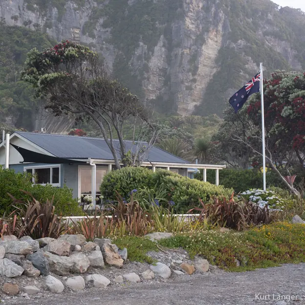 7.1.2020 Cave Stream & Punakaiki — photograph 27 of 33