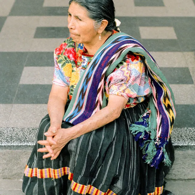 2002 Guatemala Scans — photograph 19 of 22