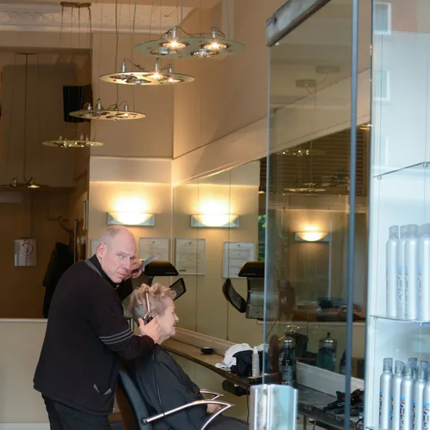 Shopkeepers & Workers — photograph 12 of 15