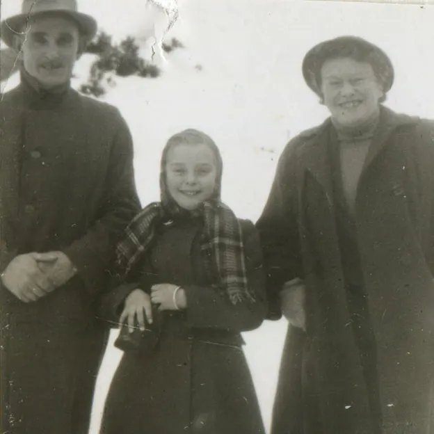 The Life Of Barbara Langer (nee Blunden) — photograph 39 of 100