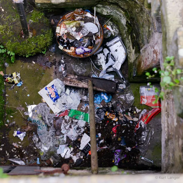 Rubbish — photograph 20 of 24