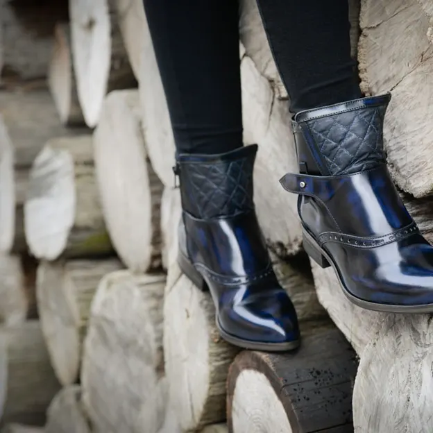 Fascino Shoes — photograph 2 of 35