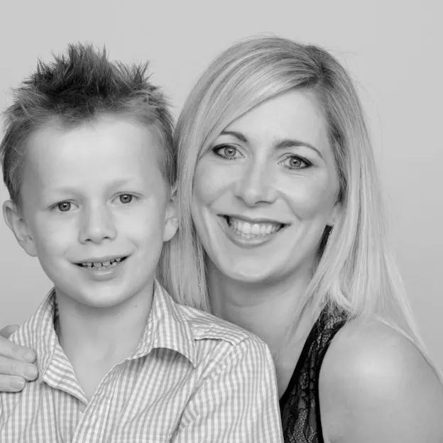 Teear Family Portrait — photograph 15 of 45