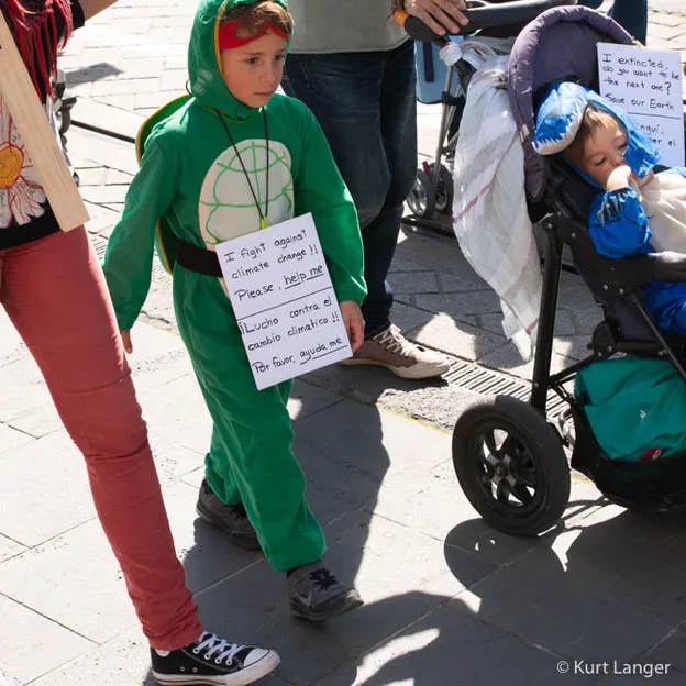 Strike for Climate Christchurch 27.09.2019 — photograph 54 of 83