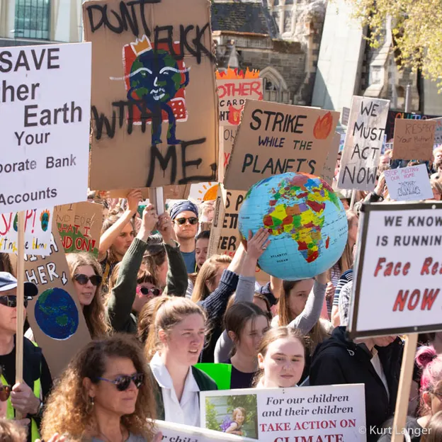 Strike for Climate Christchurch 27.09.2019 — photograph 11 of 83