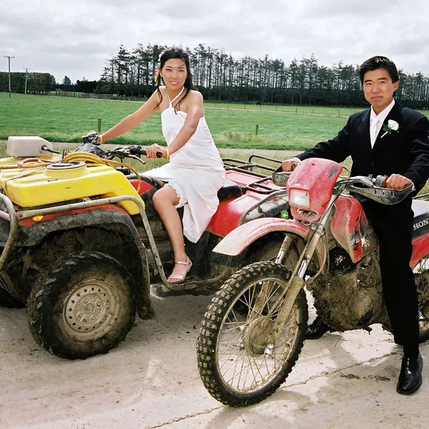 Weddings — photograph 101 of 130
