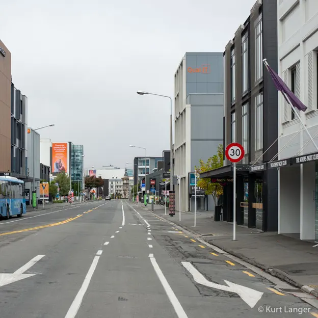 28.3.2020 In The City On Bike — photograph 47 of 179