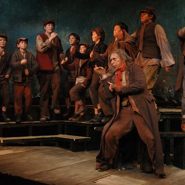 Theatre — photograph 41 of 80
