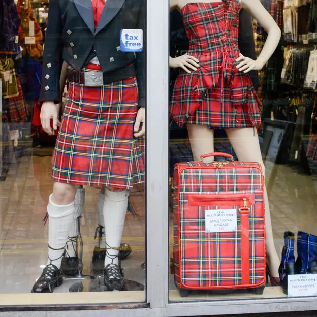 Souvenir Shops — photograph 9 of 20