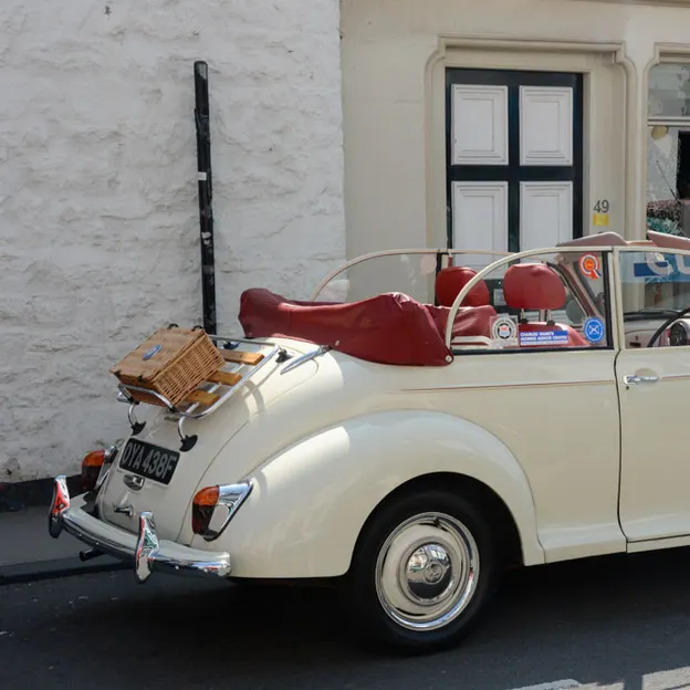 Cool Cars — photograph 1 of 24