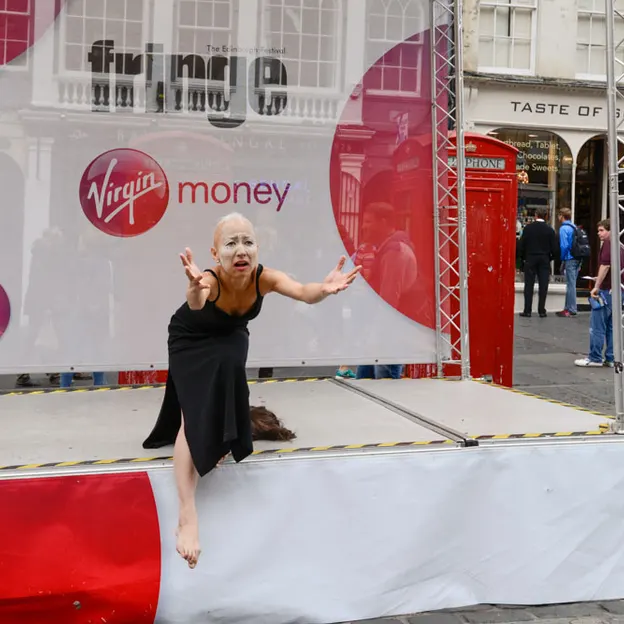 The Edinburgh Festival Fringe — photograph 34 of 49