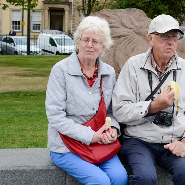 Tourists — photograph 23 of 28