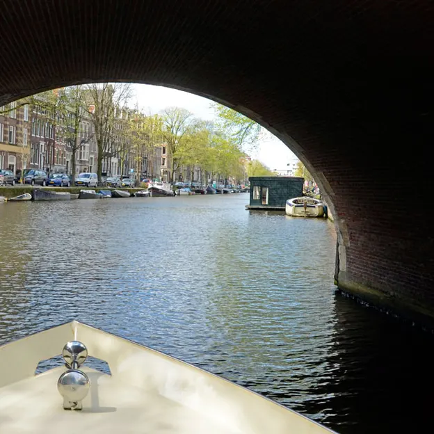 Amsterdam 2012 — photograph 45 of 112