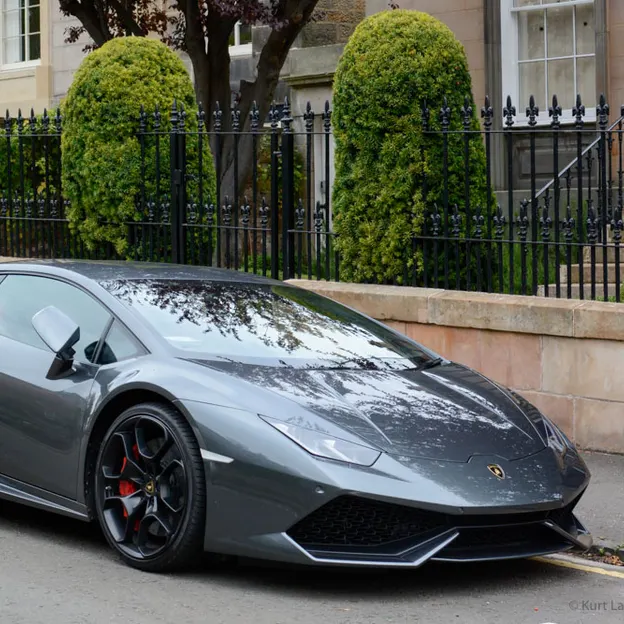 Cool Cars — photograph 16 of 24