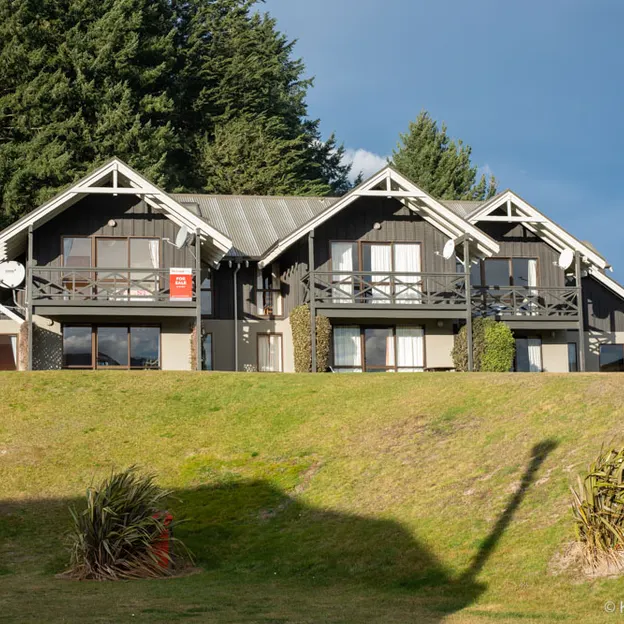 6.8.2020 Mt Hutt Lodge — photograph 1 of 48