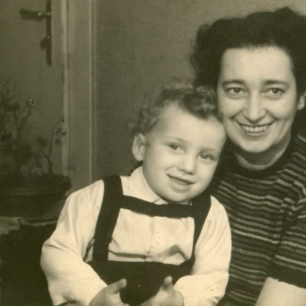 The Life Of Hans Langer — photograph 11 of 230